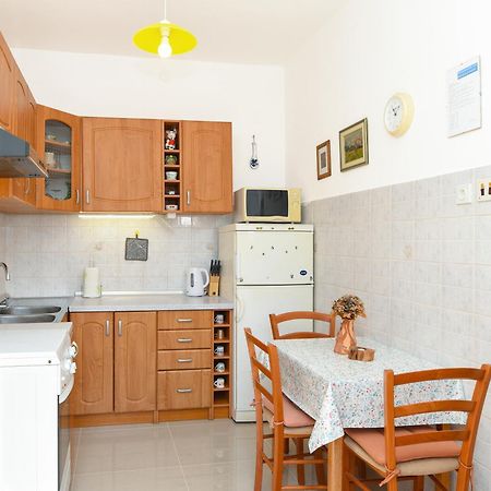 Apartmani Zupanic Koromačno Buitenkant foto