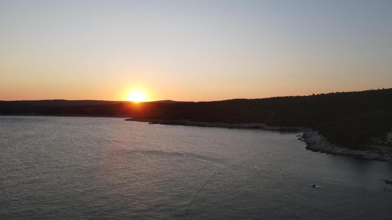 Apartmani Zupanic Koromačno Buitenkant foto