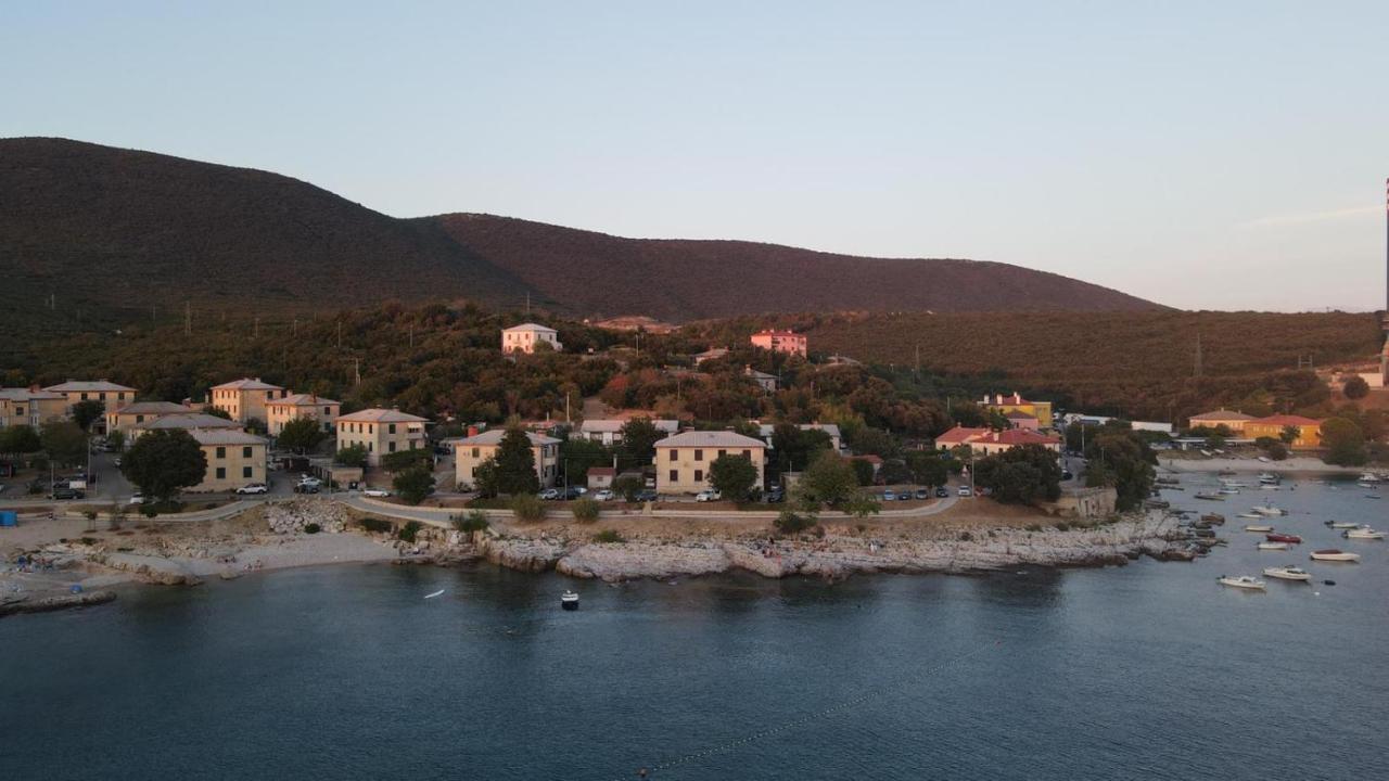 Apartmani Zupanic Koromačno Buitenkant foto